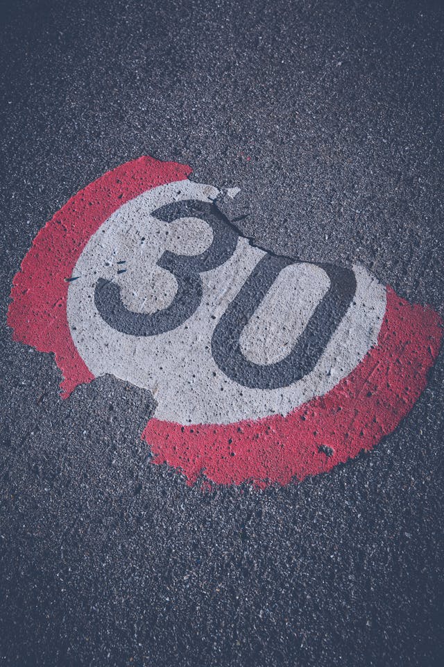 Asfalto en Frío: Qué Es y Cómo Usarlo para Tapar Baches